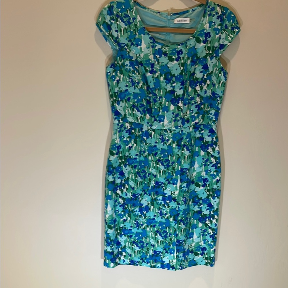 Calvin Klein Green/Blue/Aqua/White Figure Flattering Dress